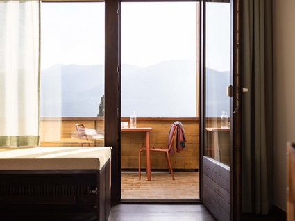 Rooms & Breakfast near Merano for independent minds – JOHAN° Rooms & Breakfast near Merano for independent minds – JOHAN°